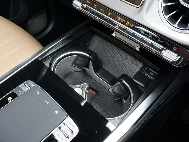 Gクラス 純正OPナイトパッケージ MANUFAKTURプログラム&プログラム・プラス AMGライン タッチスクリーン保護フィルム フロアマット(46枚目)