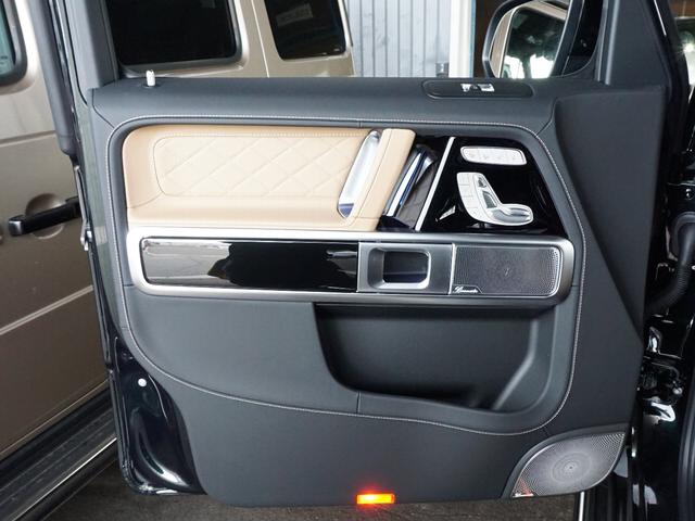 Gクラス 純正OPナイトパッケージ MANUFAKTURプログラム&プログラム・プラス AMGライン タッチスクリーン保護フィルム フロアマット(49枚目)