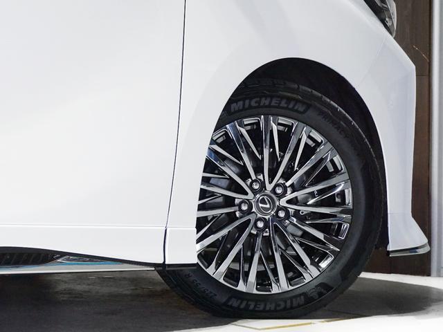 LM 1オーナー メーカーフルオプション モデリスタエアロパーツ 寒冷地仕様 前後ドラレコ フロアマット ドアバイザー ナンバーフレーム&ロックボトルセット ETC TVキャンセラー(14枚目)