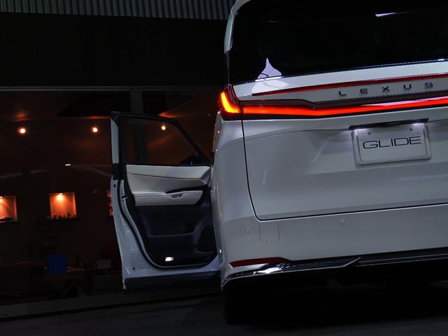 LM 1オーナー メーカーフルオプション モデリスタエアロパーツ 寒冷地仕様 前後ドラレコ フロアマット ドアバイザー ナンバーフレーム&ロックボトルセット ETC TVキャンセラー(25枚目)