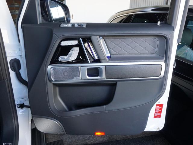 Gクラス G450d AMGラインパッケージ グリッドカスタムver. グリッドカーボンスポイラー&グリルフィン&22インチ&電動サイド&ラゲッジボード ナイトPKG仕様 G63純正グリル MANUFAKTURプログラム・プラス デジタルミラー(50枚目)