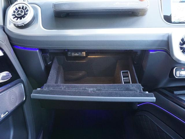 Gクラス G450d AMGラインパッケージ グリッドカスタムver. グリッドカーボンスポイラー&グリルフィン&22インチ&電動サイド&ラゲッジボード ナイトPKG仕様 G63純正グリル MANUFAKTURプログラム・プラス デジタルミラー(60枚目)