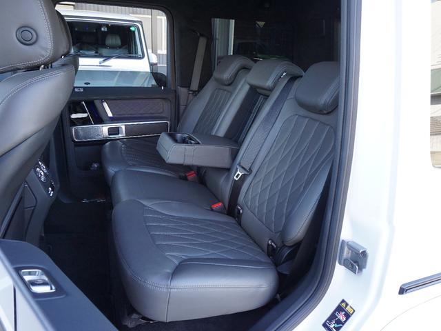 Gクラス G450d AMGラインパッケージ グリッドカスタムver. グリッドカーボンスポイラー&グリルフィン&22インチ&電動サイド&ラゲッジボード ナイトPKG仕様 G63純正グリル MANUFAKTURプログラム・プラス デジタルミラー(75枚目)