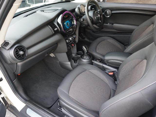 ＭＩＮＩ ワン　ビクトリア　デジタルインナーミラー（ドラレコ前後・バックカメラ機能付）　スタッドレスタイヤ（ホイール付）　純正キーレス２個（46枚目）