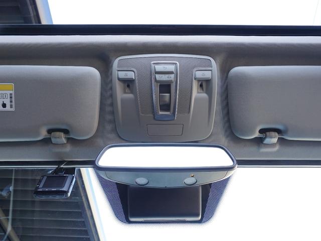 Ｇクラス Ｇ３５０ｄ　ラグジュアリーＰＫＧ　ＡＭＧ１９インチ　純正サイド＆バックカメラ　ドリンクホルダー２個　黒革・前席シートヒーター　サンルーフ　キーレス２個（34枚目）