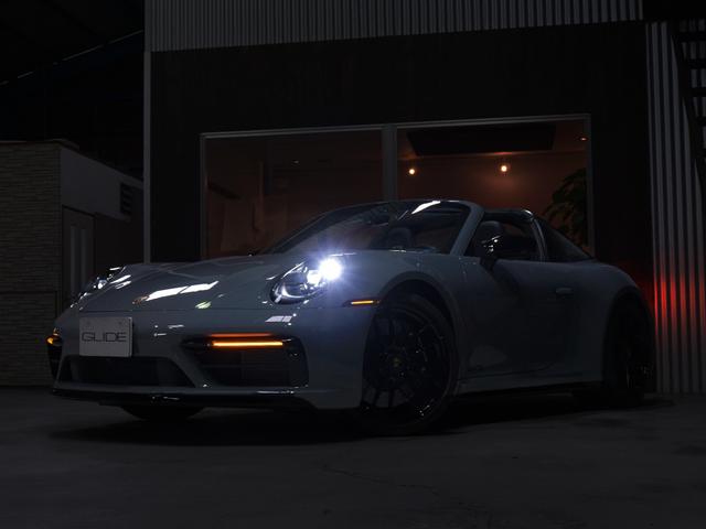 911 911タルガ4GTS Fリフト リアアスクル LEDマトリクス GTSインテリア&マットカーボンインテリア&ハイグロスエクステリアPKG マットカーボンGTステア&イルミ付ドアシルガード PDCC BOSE ブルー幌(7枚目)