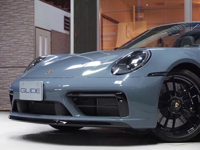 911 911タルガ4GTS Fリフト リアアスクル LEDマトリクス GTSインテリア&マットカーボンインテリア&ハイグロスエクステリアPKG マットカーボンGTステア&イルミ付ドアシルガード PDCC BOSE ブルー幌(10枚目)