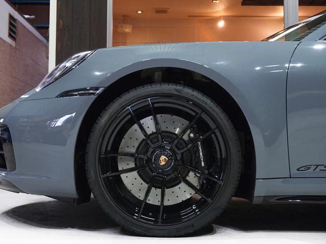 911 911タルガ4GTS Fリフト リアアスクル LEDマトリクス GTSインテリア&マットカーボンインテリア&ハイグロスエクステリアPKG マットカーボンGTステア&イルミ付ドアシルガード PDCC BOSE ブルー幌(15枚目)