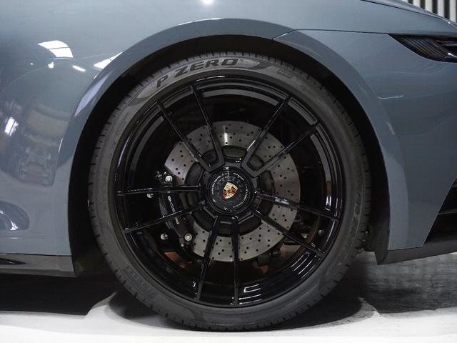 911 911タルガ4GTS Fリフト リアアスクル LEDマトリクス GTSインテリア&マットカーボンインテリア&ハイグロスエクステリアPKG マットカーボンGTステア&イルミ付ドアシルガード PDCC BOSE ブルー幌(16枚目)