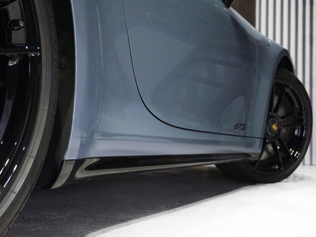 911 911タルガ4GTS Fリフト リアアスクル LEDマトリクス GTSインテリア&マットカーボンインテリア&ハイグロスエクステリアPKG マットカーボンGTステア&イルミ付ドアシルガード PDCC BOSE ブルー幌(20枚目)