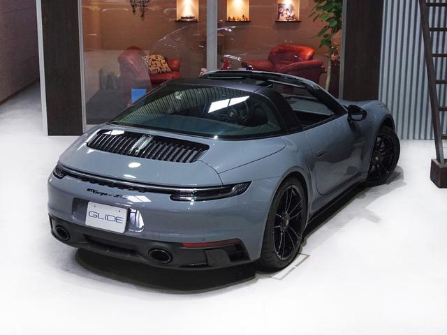 911 911タルガ4GTS Fリフト リアアスクル LEDマトリクス GTSインテリア&マットカーボンインテリア&ハイグロスエクステリアPKG マットカーボンGTステア&イルミ付ドアシルガード PDCC BOSE ブルー幌(37枚目)