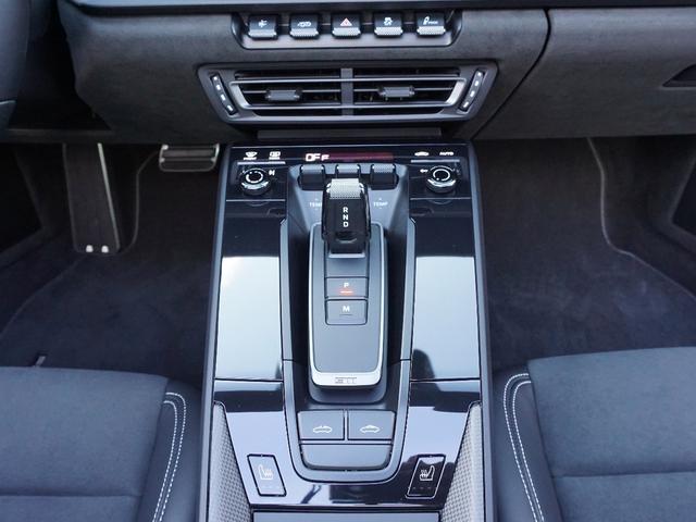 911 911タルガ4GTS Fリフト リアアスクル LEDマトリクス GTSインテリア&マットカーボンインテリア&ハイグロスエクステリアPKG マットカーボンGTステア&イルミ付ドアシルガード PDCC BOSE ブルー幌(65枚目)