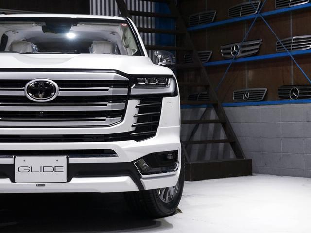 ランドクルーザー ZX フルオプション車 モデリスタフロント・フェンダ・リア・マフラー・トランスポイラー リアエンターテイメント・JBLサウンド クールBOX 電動リアデフロック ルーフレール 空気圧警告 寒冷地 ITSコネ(8枚目)