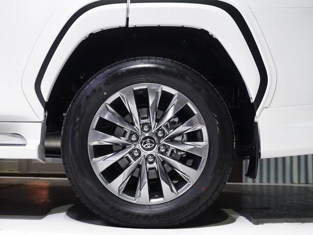 ランドクルーザー ZX フルオプション車 モデリスタフロント・フェンダ・リア・マフラー・トランスポイラー リアエンターテイメント・JBLサウンド クールBOX 電動リアデフロック ルーフレール 空気圧警告 寒冷地 ITSコネ(11枚目)