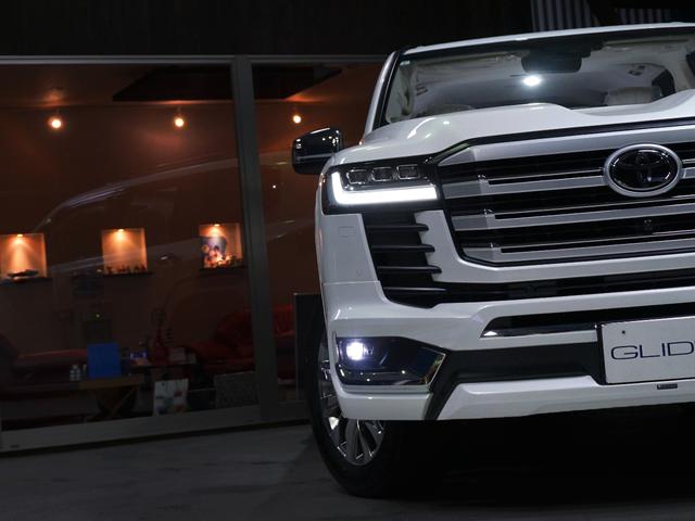 ランドクルーザー ZX フルオプション車 モデリスタフロント・フェンダ・リア・マフラー・トランスポイラー リアエンターテイメント・JBLサウンド クールBOX 電動リアデフロック ルーフレール 空気圧警告 寒冷地 ITSコネ(20枚目)