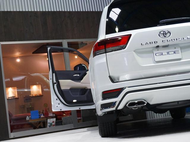 ランドクルーザー ZX フルオプション車 モデリスタフロント・フェンダ・リア・マフラー・トランスポイラー リアエンターテイメント・JBLサウンド クールBOX 電動リアデフロック ルーフレール 空気圧警告 寒冷地 ITSコネ(21枚目)