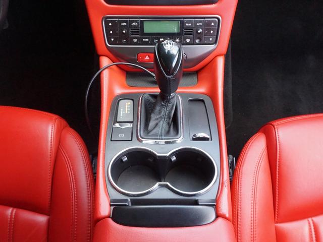 グラントゥーリズモ ベースグレード　ＬＢＷＫ＆フェアリーデザイン・ワークスボディーキット　ＡｉｒＲｅｘエアサス（公認済）　ｒｏｔｉｆｏｒｍ２０インチ　ストラーダナビ／ＴＶ／ＣＤ／ＤＶＤ／Ｂカメラ／ＥＴＣ　赤革シート（55枚目）