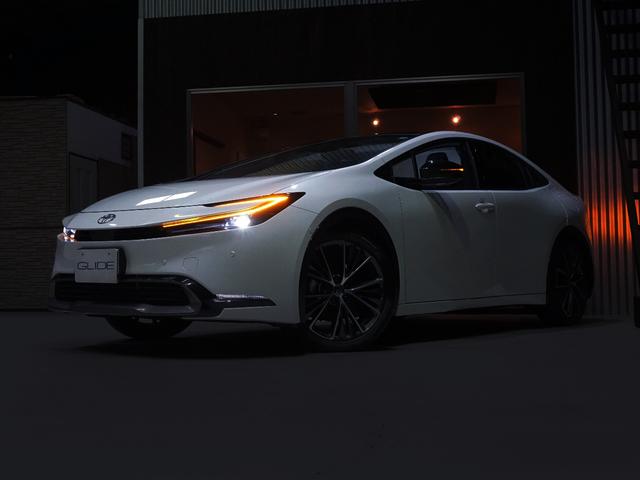 プリウス Ｚ　パノラミックビュー　デジタルインナーミラー　ステアリング＆シートヒーター　シートクーラー　本革シート　前後パーキングセンサー　自動駐車　アダプティブクルーズ　電動リアゲート　スマートキー（6枚目）