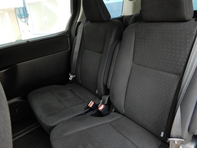 ノア ハイブリッドG 後席フリップモニター 9インチナビ フルセグ ブルートゥース バックモニター LEDヘッド 置くだけ充電(40枚目)