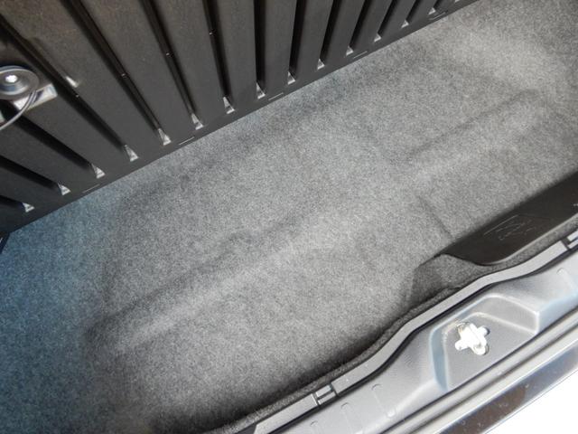 ヴォクシー ZS 煌III 後席フリップモニター 9インチナビ フルセグ ブルートゥース バックモニター ハーフレザー セーフティーセンス オートハイビーム LED ETC2.0(46枚目)