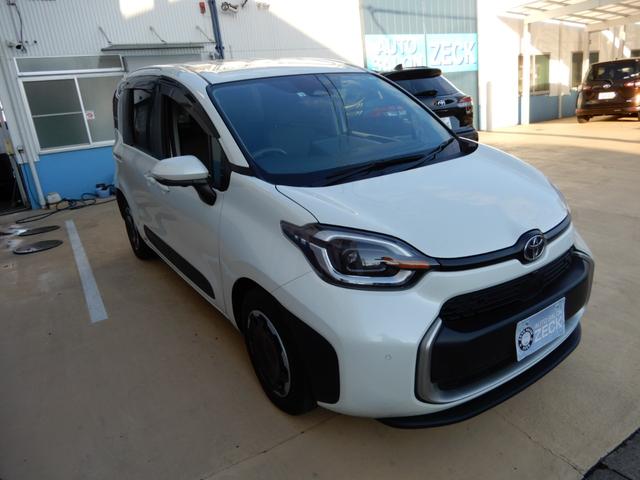 シエンタ ハイブリッドZ 5人乗り パノラミックビューモニター フルセグ ブルートゥース 両側パワースライド LEDヘッド 前後ドライブレコーダー セーフティーセンスオートハイビーム AC100(12枚目)