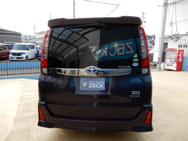 ノア ハイブリッドSi ダブルバイビー 後席フリップモニター 9インチナビ フルセグ ブルートゥース 両側パワースライド セーフティーセンス ETC ハーフレザー バックガイドモニター 純正アルミホイール プッシュスタート スマートキー(16枚目)