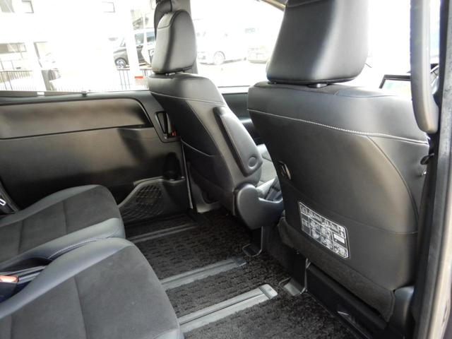 ノア ハイブリッドSi ダブルバイビー 後席フリップモニター 9インチナビ フルセグ ブルートゥース 両側パワースライド セーフティーセンス ETC ハーフレザー バックガイドモニター 純正アルミホイール プッシュスタート スマートキー(34枚目)