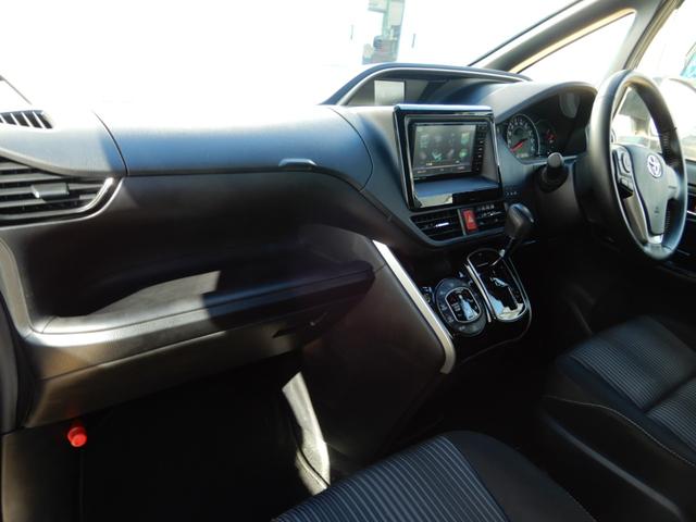 ���X�ł̓��r���[���������{���Ă���܂��I���܂ł��w�����������q�l���A�����̓��e�𒸂��Ă���܂��I���񂲗����������I