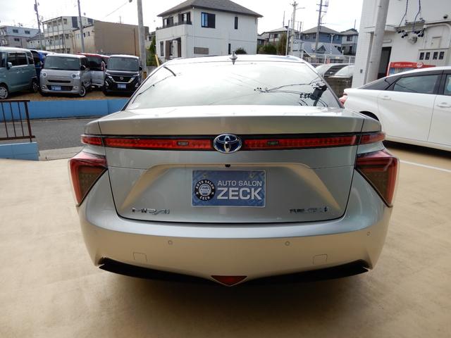 ＭＩＲＡＩ ベースグレード　改良型モデル　ブラックレザー　９インナナビ　フルセグ　ブルートゥース　バックモニター　ハンドルシートヒーター　ＬＥＤヘッド　ワイヤレス充電　クルーズコントロール　セーフティーセンス　オートハイビーム（17枚目）