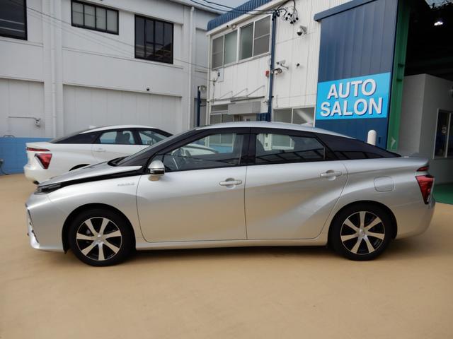 ＭＩＲＡＩ ベースグレード　改良型モデル　ブラックレザー　９インナナビ　フルセグ　ブルートゥース　バックモニター　ハンドルシートヒーター　ＬＥＤヘッド　ワイヤレス充電　クルーズコントロール　セーフティーセンス　オートハイビーム（19枚目）