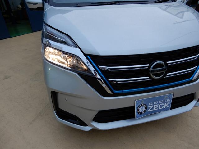 セレナ e-パワー XV 後席フリップモニター 両側パワースライド アラウンドビューモニター エマージェンシーブレーキ SDナビ フルセグ ブルートゥース ドライブレコーダー(10枚目)