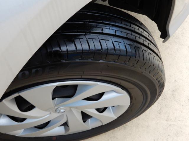 TOYOTA YARIS HYBRID X