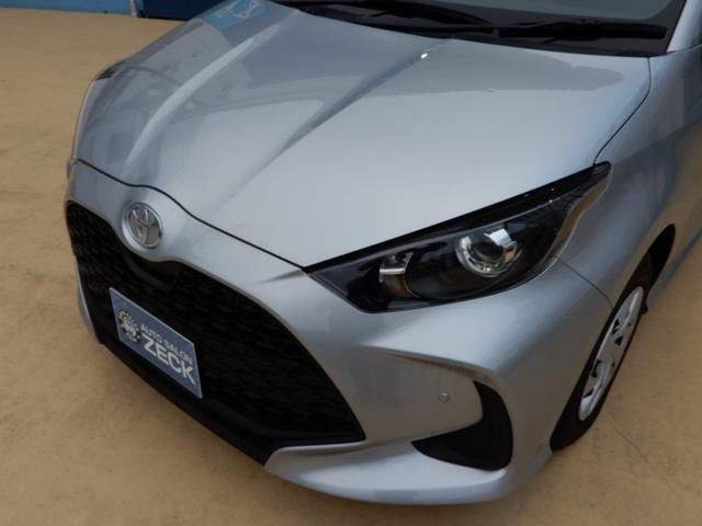 TOYOTA YARIS HYBRID X