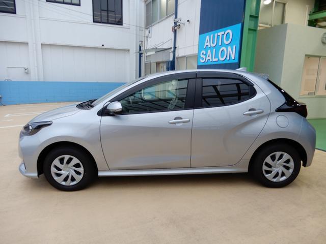 TOYOTA YARIS HYBRID X