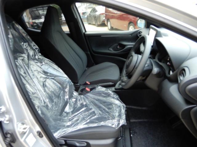 TOYOTA YARIS HYBRID X