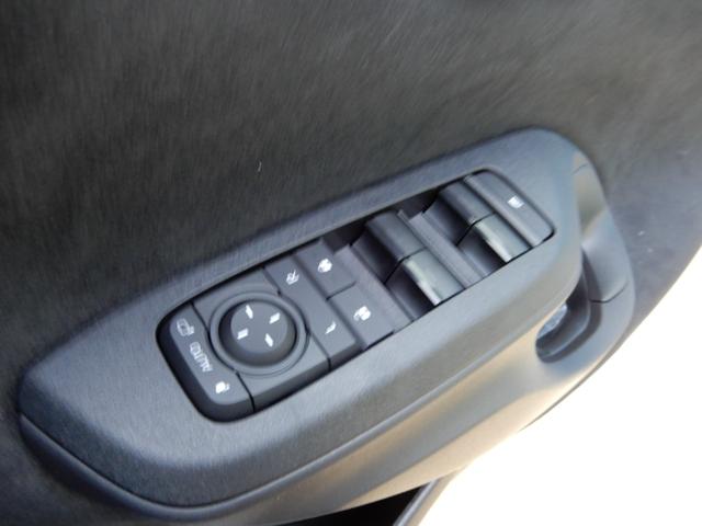 TOYOTA YARIS HYBRID X