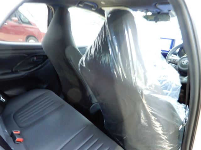 TOYOTA YARIS HYBRID X