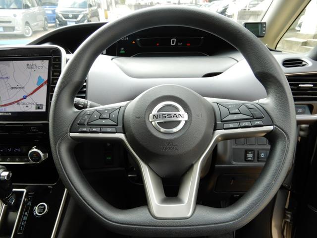 セレナ XV 後席フリップモニター 10インチナビ アラウンドビューモニター 両側パワースライド エマージェンシーブレーキ LEDヘッド ドライブレコーダー(20枚目)