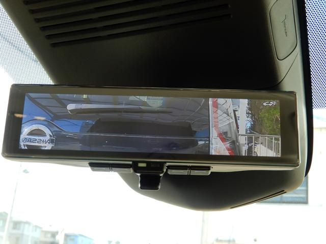 セレナ ハイウェイスターＶ　４ＷＤ　後席フリップモニター　メーカーナビ１３．２インチ　アラウンドビューモニター　プロパイロット　電子パーキング　両側パワースライド　ＬＥＤヘッド　シートヒーター　ＥＴＣ　ドライブレコーダー（9枚目）