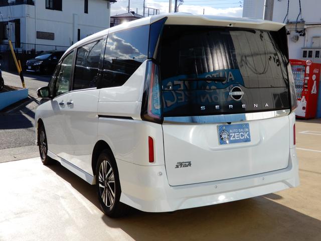 セレナ ハイウェイスターＶ　４ＷＤ　後席フリップモニター　メーカーナビ１３．２インチ　アラウンドビューモニター　プロパイロット　電子パーキング　両側パワースライド　ＬＥＤヘッド　シートヒーター　ＥＴＣ　ドライブレコーダー（17枚目）