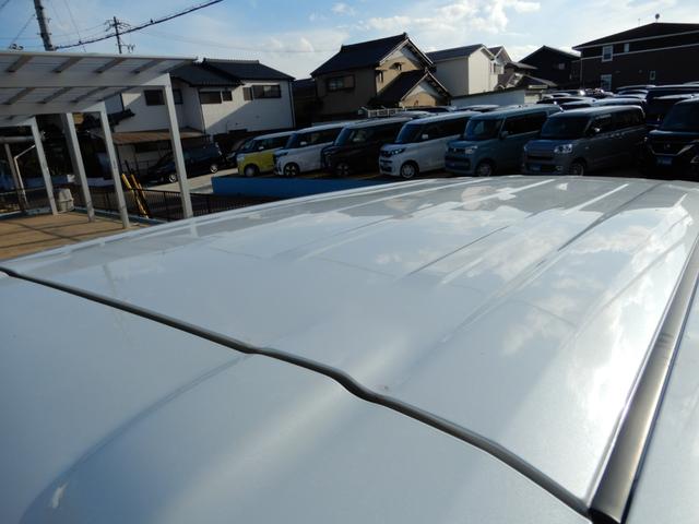 セレナ ハイウェイスターＶ　４ＷＤ　後席フリップモニター　メーカーナビ１３．２インチ　アラウンドビューモニター　プロパイロット　電子パーキング　両側パワースライド　ＬＥＤヘッド　シートヒーター　ＥＴＣ　ドライブレコーダー（20枚目）