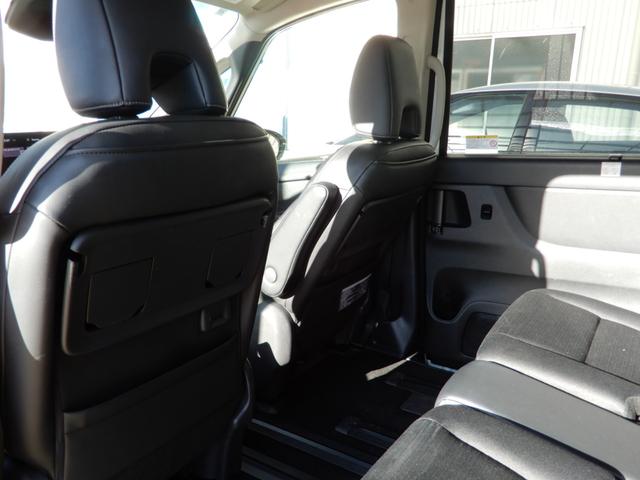 セレナ ハイウェイスターＶ　４ＷＤ　後席フリップモニター　メーカーナビ１３．２インチ　アラウンドビューモニター　プロパイロット　電子パーキング　両側パワースライド　ＬＥＤヘッド　シートヒーター　ＥＴＣ　ドライブレコーダー（47枚目）