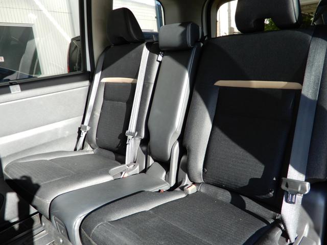 セレナ ハイウェイスターＶ　４ＷＤ　後席フリップモニター　メーカーナビ１３．２インチ　アラウンドビューモニター　プロパイロット　電子パーキング　両側パワースライド　ＬＥＤヘッド　シートヒーター　ＥＴＣ　ドライブレコーダー（48枚目）