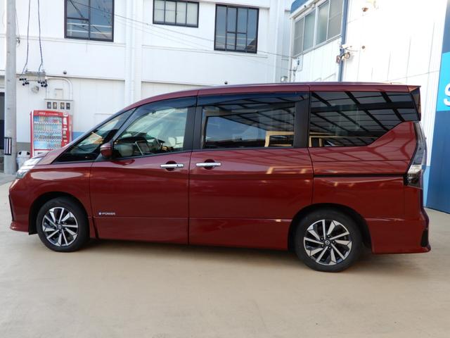 セレナ ｅ－パワー　ハイウェイスターＶ　プロパイロット　電子Ｐ　後席フリップモニター　１０インチナビ　アラウンドビューモニター　ＬＥＤヘッド　両側パワースライド　　フルセグ　ブルートゥース　バックモニター　ＥＴＣ　前後ドラレコ（18枚目）