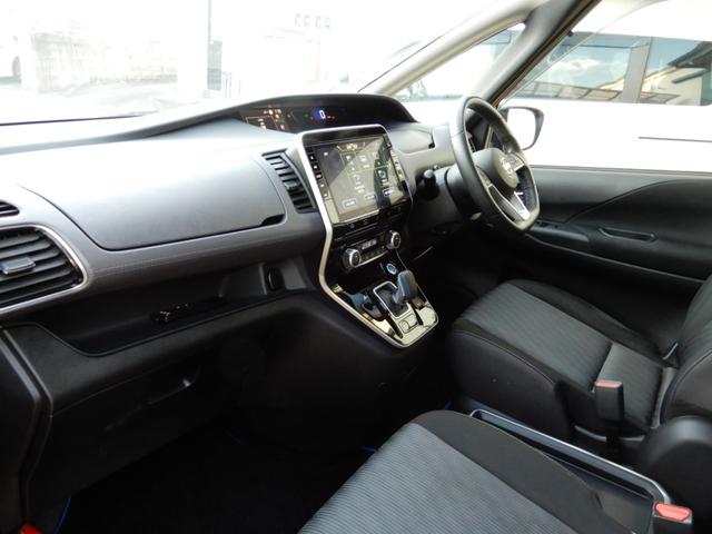 セレナ ｅ－パワー　ハイウェイスターＶ　プロパイロット　電子Ｐ　後席フリップモニター　１０インチナビ　アラウンドビューモニター　ＬＥＤヘッド　両側パワースライド　　フルセグ　ブルートゥース　バックモニター　ＥＴＣ　前後ドラレコ（21枚目）