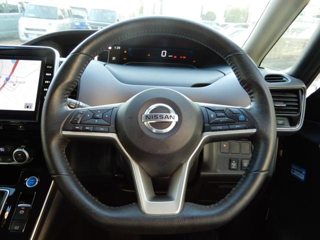 セレナ ｅ－パワー　ハイウェイスターＶ　プロパイロット　電子Ｐ　後席フリップモニター　１０インチナビ　アラウンドビューモニター　ＬＥＤヘッド　両側パワースライド　　フルセグ　ブルートゥース　バックモニター　ＥＴＣ　前後ドラレコ（24枚目）