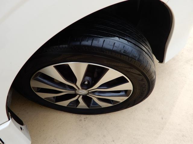 セレナ ハイウェイスター　後席フリップモニター　アラウンドビューモニター　エマージェンシーブレーキ　９インチナビ　フルセグ　ブルートゥース　ドライブレコーダー　ＥＴＣ　クルーズコントロール　両側電動スライド（9枚目）