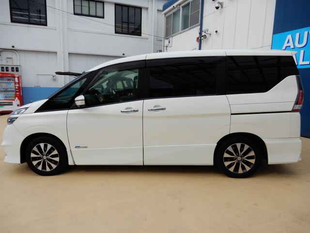 セレナ ハイウェイスター　後席フリップモニター　アラウンドビューモニター　エマージェンシーブレーキ　９インチナビ　フルセグ　ブルートゥース　ドライブレコーダー　ＥＴＣ　クルーズコントロール　両側電動スライド（18枚目）