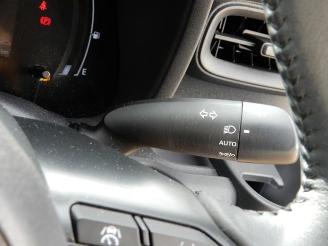 シエンタ ハイブリッドZ 5人乗り 10.5インチナビ フルセグ ブルートゥース バックモニター ハンドルシートヒーター LED ETC セーフティーセンス オートハイビーム OP15インチアルミ(33枚目)