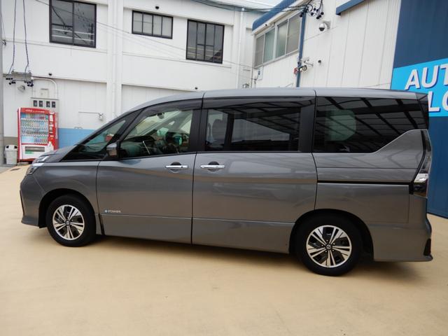 セレナ e-パワー ハイウェイスターV プロパイロット 電子パーキング 後席フリップモニター 10インチナビ アラウンドビューモニター 両側パワースライド レザー調シート LED ETC 前後ドラレコ(19枚目)